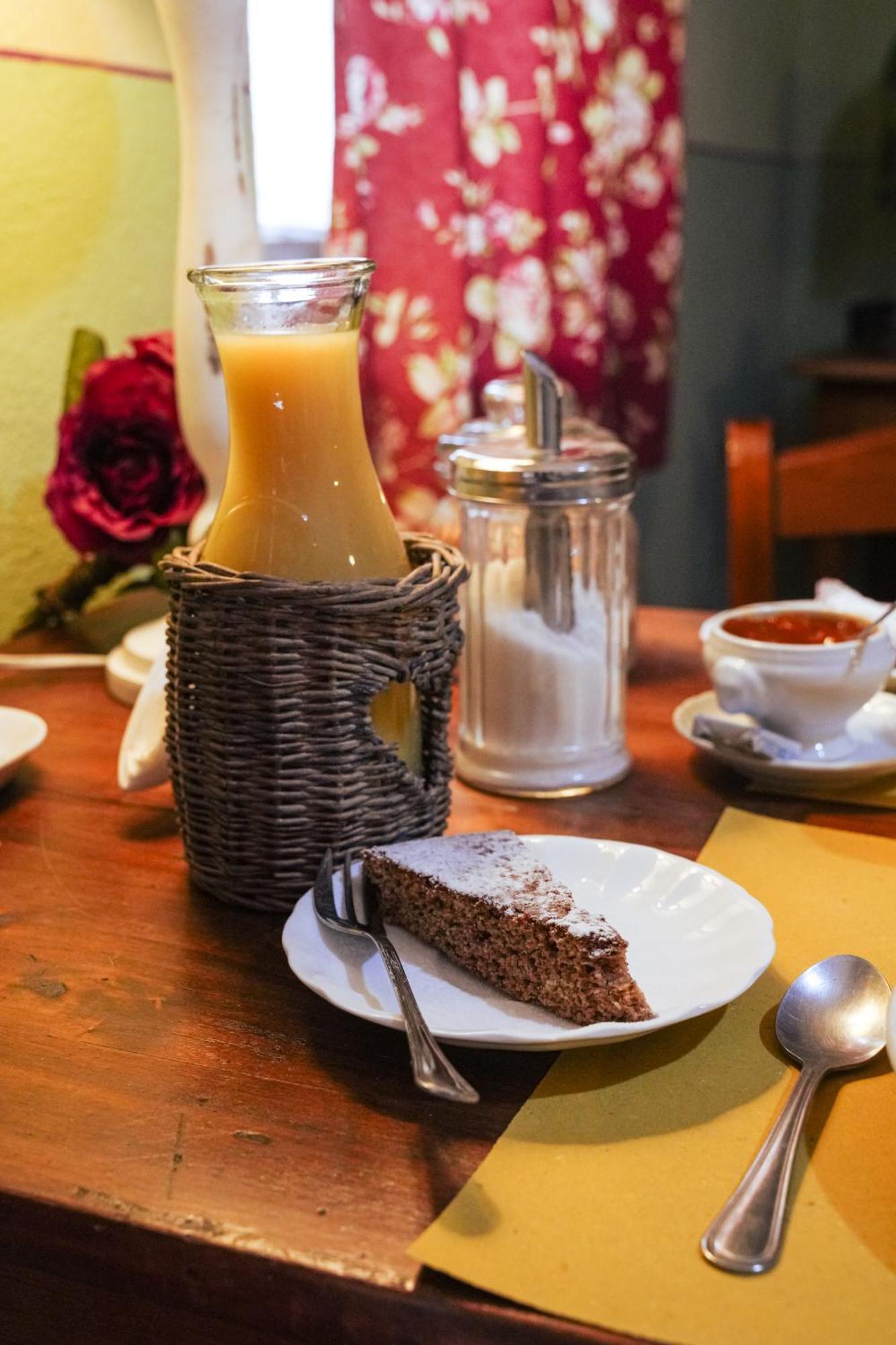 La Curandera Bed & Breakfast Rosta Luaran gambar